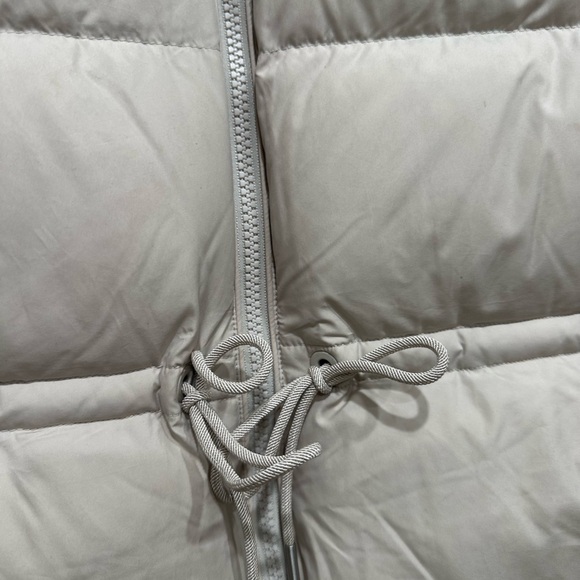 Athleta Light Tan Puffer Vest - Picture 2 of 7